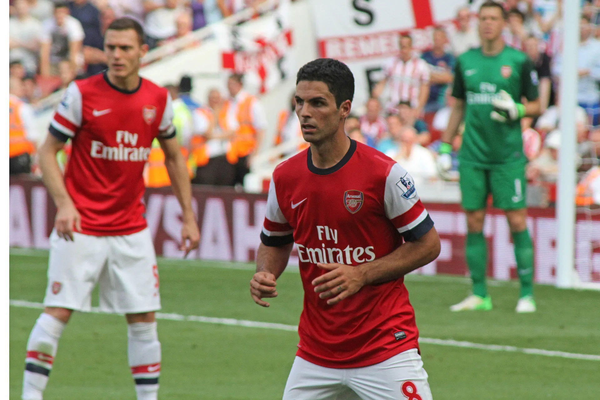  More details Mikel Arteta, Wikimedia Ronnie Macdonald from Chelmsford, United Kingdom - Mikel Arteta CC BY 2.0