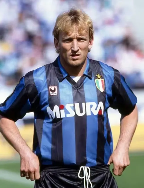 Andreas Brehme, rozgrywki piłkarskie 1989, 1990 / Źródło it.wikipedia.org/wiki/File:Andreas_Brehme_Internazionale.png