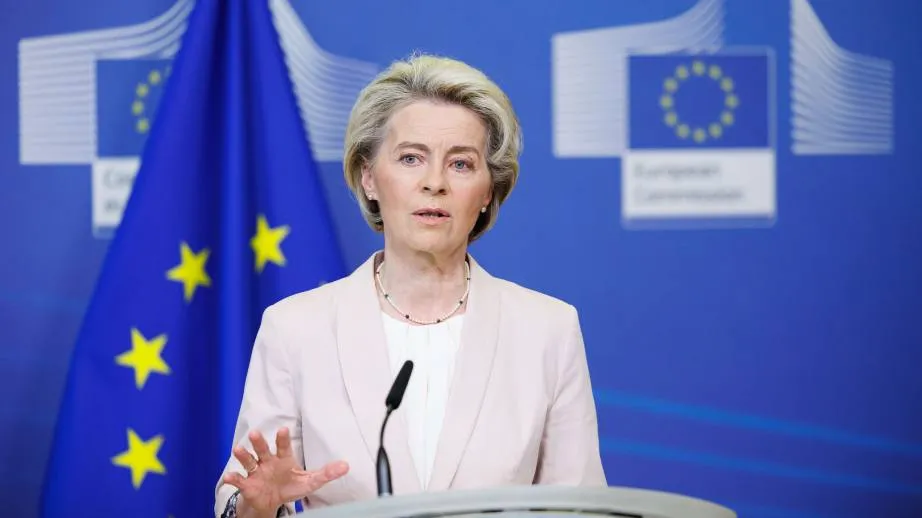 19 lipca 2022 r. przewodnicząca Komisji Europejskiej Ursula von der Leyen przyjęła premiera Czech Petra Fiali, premiera Albanii Ediego Ramy i premiera Macedonii Północnej Dimitara Kovačevskiego oraz wspólnie wydała wspólne oświadczenie w sprawie rozpoczęcia akcesji procesu negocjacji i kontroli dorobku prawnego UE / Źródło: EC - Audiovisual Service